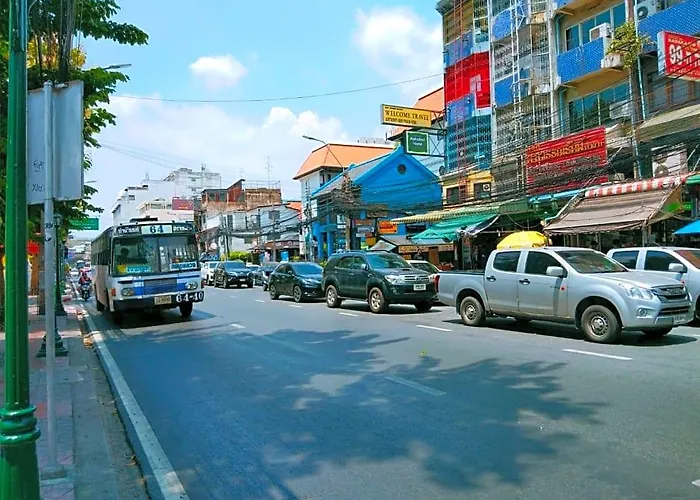 Sawasdee Khaosan