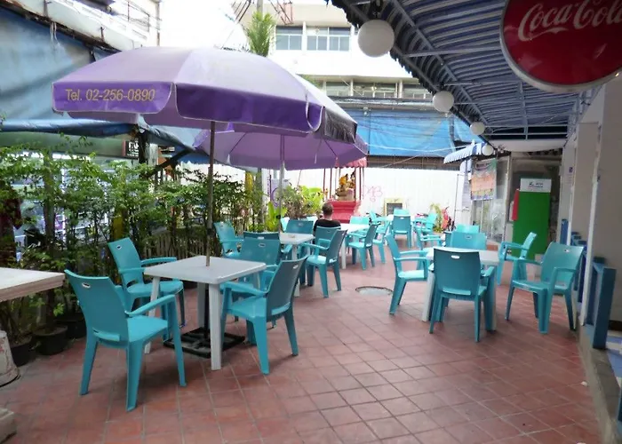 Sawasdee Khaosan Hostel *